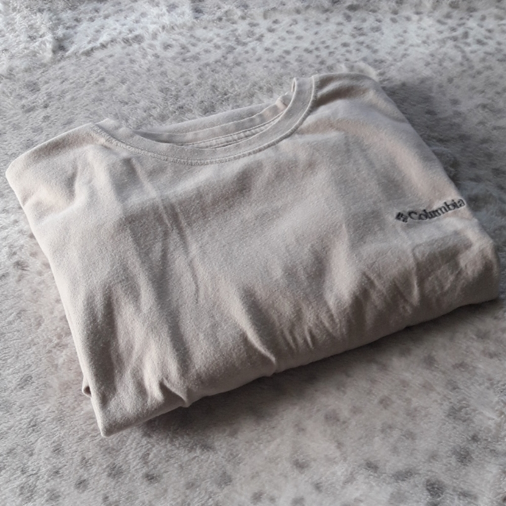 Columbia Short Sleeve T-Shirt 🌲